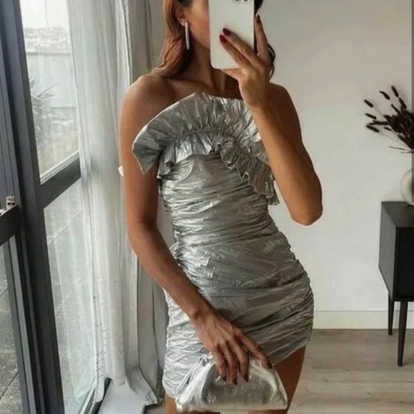 Zara silver strapless mini dress - Picture 4 of 6